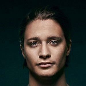 Kygo Girlfriend 2026: Dating History & Exes - CelebsCouples