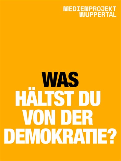 💭✨ Die Frage der Woche – Was hältst du von der Demokratie? Jede Woche stellen die Praktikant*innen vom Medienprojekt Wuppertal Fragen, die zum Nachdenken anregen – ehrlich & direkt. 🎤👀 📅 Immer freitags um 15 Uhr auf YouTube, Instagram & TikTok 🎥📱 Die heutige Frage lautet: 👉 „Was hältst du von der Demokratie?“ 🗳️💬 Demokratie bedeutet, dass Menschen mitbestimmen können, ihre Meinung frei äußern dürfen und gemeinsam über die Zukunft entscheiden. Für viele ist sie die Grundlage von Freiheit