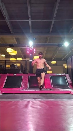 double full to double backflip #gym #fun #tricking #parkour #turnen #style #backflip #viral #moments