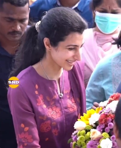 శుభోదయం పసుపు కుటుంబ సభ్యులందరికీ🥰🥰😍😍....