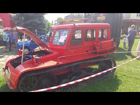 Snow Trac ST4 from 1972 with 7 passenger cabin variant