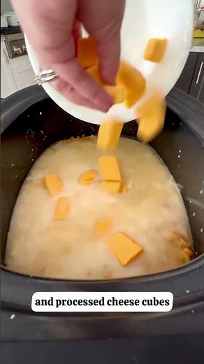 Smoked Gouda Mac and Cheese Crock Pot Recipe – Ultra Creamy & Easy | #shorts