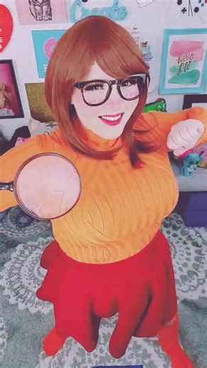 Velma's Fun Dance Moves in Cosplay