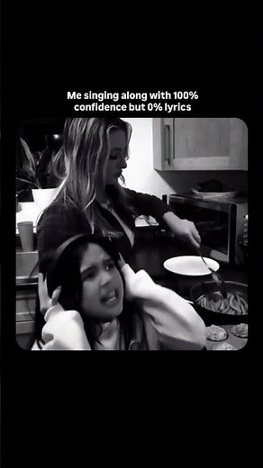 Can she hear herself? 😂 Benson Boone - Beautiful Things #bensonboone #beautifulthings #funny