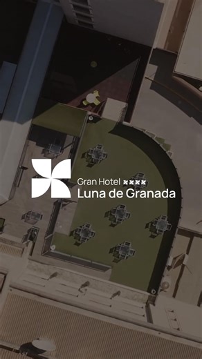 Descubre la magia de Granada Alojándote en el Gran Hotel Luna de Granada ✨ · Hotel 4* en Granada · Ubicación Inmejorable · Servicio Exclusivo · Parking Garantizado ¡Cuidaremos todos los detalles para que Descubras, Vivas y Sientas Granada con el programa deLuna Experience! | Gran Luna Granada