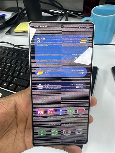 S25 Ultra Screen flickering issue