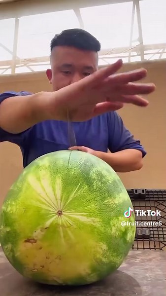 Amazing Fruit Cutting Techniques to Try