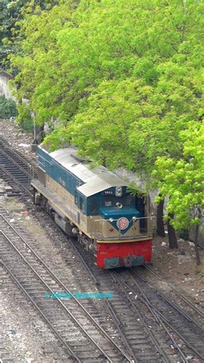 General Motors, Canada made EMD 2611 GT18L-2 diesel locomotive