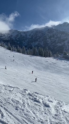Today in the Region Seefeld 🤩 Perfect conditions ❄️😍 #skiing #skifahren #seefeld #myviewtoday #tirol #visitseefeld #rosshütte