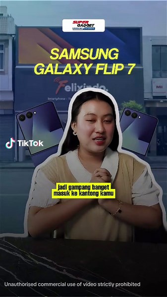Once You Flip, You Can’t Skip! 💖 Galaxy Z Flip 7: Kombinasi sempurna desain compact dan fitur Flex Mode canggih buat kamu para trendsetter. Amankan unitmu di Live Super Gadget hari ini! 🎥🚀 #SuperGadget #SamsungGalaxy #ZFlip7 #FoldablePhone #GadgetUpdate