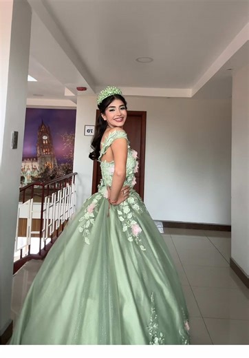 Celebrando mi Quinceañera con amigas y amor