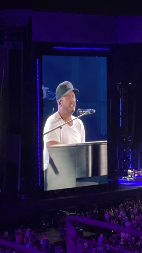 Luke Bryan's Nut House Concert Experience
