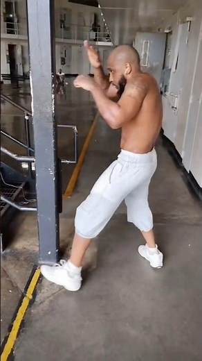 Prison Style Boxing Training 🥊#prisonlife