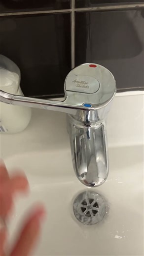 Dyson Airblade V HU02 Hand Dryer @ ALDI Portobello ♿️🚼