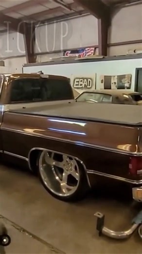 SLAMMED SQUARE BODY!