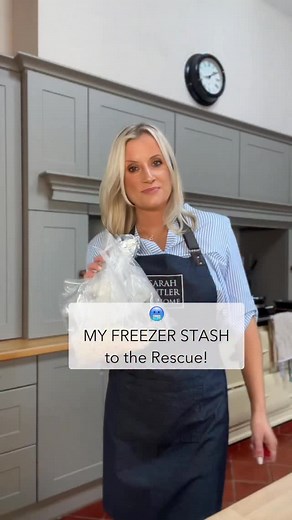 H I T ~ S A V E 🙌🏻 ❄️F R E E Z I N G ❄️ TIPS 1.Reduces food waste by preserving food before it spoils. 2.Saves money by extending the life of groceries and leftovers. 3.Keeps food fresh longer without needing preservatives. 4.Helps with meal planning—prep and freeze meals for busy days. 5. Convenient—always have ingredients or meals ready to use 6.Locks in nutrients when food is frozen at its freshest. 7.Prevents impulse takeaways since meals are ready at home. 8.Makes bulk buying worthwhile b