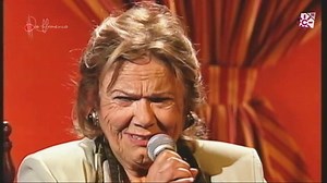 Encarnación "La Sallago" nos trae los buenos días por Bulería con la guitarra de José Luis Postigo, feliz domingo!!!! | Casa de la Memoria