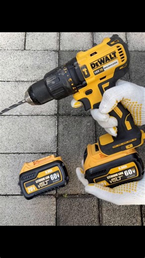 Got a heavy-duty project? The 12Ah DCB609 replacement battery is the powerhouse you need. Nonstop performance.#tiktokshopping #tiktokmademebuyit #tiktokshopholidayhaul #battery #tools