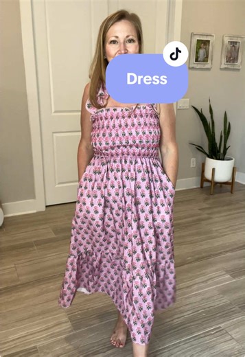 Floral Maxi Dress: Perfect for Spring and Summer