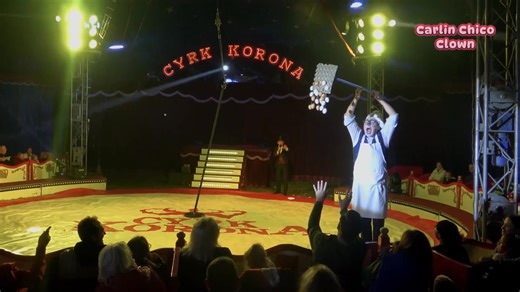 96K views · 2.1K reactions | Carlin Chico Clown realizando una de sus rutinas El Chef en el circo Cyrk Korona muy original con participación del público que lo mantiene atrapado en todo momento!!! Carlin Chico | El Mundo Mágico del Clown | Facebook