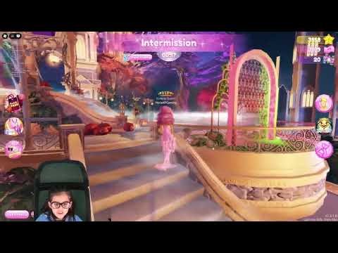 Maria Plays Roblox 👗 Dress to Impress | Fun Gameplay for Kids