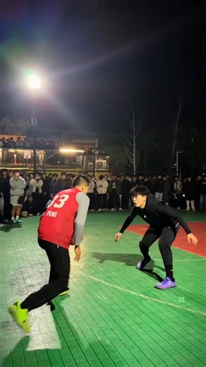 FastBreak Bro on Instagram: "The Four Oddities of the Basketball Court: "The God of Hook Shots" #Shaw #Basketball #HookShot"