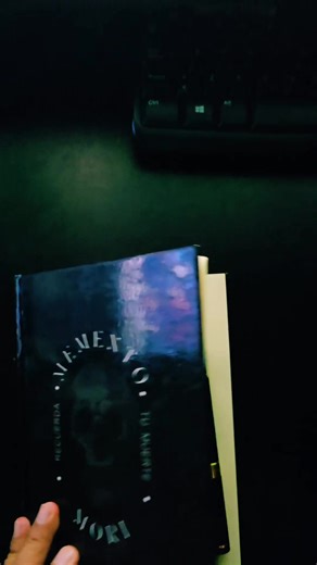 Compra el libro Memento Mori y vive el carpe diem