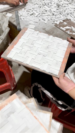 Lander Stone White Sivec Marble Mosaic Tile #lavastone #naturalmarble #stones #naturalstone #marbletile #marblecustomize #tiles #homedecoration #homeimprovementprojects #interiordesigners #homedesign #hoteldesigner #marbledesign #LANDERstone #tile #arttile #remodel #marbledecor #tilestyle #designertile #kitchendecor #kitchendecor #kitchenstyle #dreamkitchen #mosaicdesign #homedesignideas #designeveryday #myhomestyle #bathroomdesign #homedecor | Landerstone
