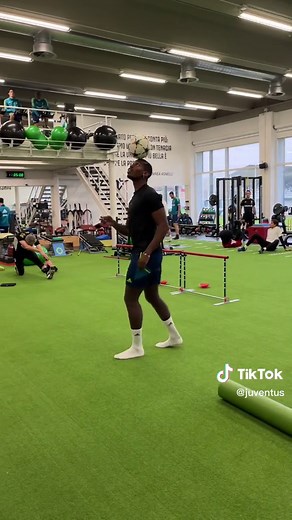 Pogba’s skills 🤩 #Juventus #Pogba #SportsTikTok