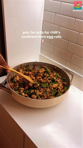Better Than Chili’s?! 🌶️ Southwestern Egg Rolls Recipe #southwesterneggrolls #recipes #comfortfood
