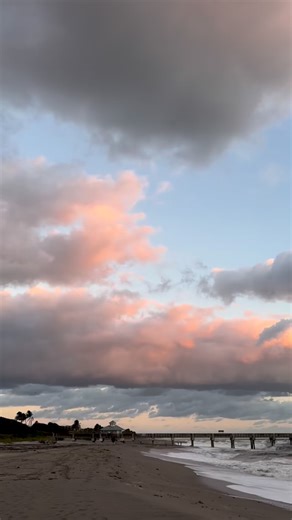 724a 10.17.25 #beach #ocean #sunrise #beautiful #clouds #pier #pink | Jane Tang Grossman