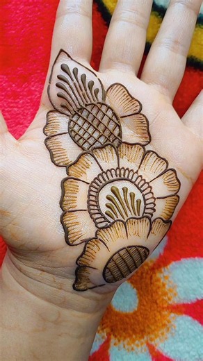 Simple front hand mehndi design #mehndi #henna #latestmehndidesign #mehndidesign