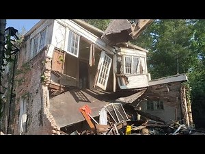 House Demolition #21 (part 3), Winnetka