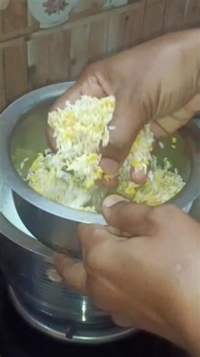 #అస్సలు ప్రసాదాలు తినరు🧑‍🦳 నాన్న నోరు తెరిచి అడిగారు😱#viralvideo #trending #minivlog#food #viral