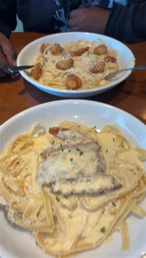 Olive Garden Never Ending Pasta Bowl: What to Order and Tips