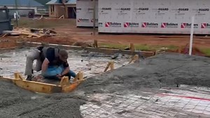 Video shows man detained by immigration agents while filming Alabama worksite raid