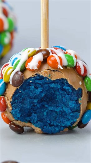 So tasty rainbow cakepop idea