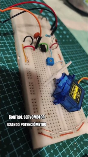"Control servomotor usando potenciómetro "