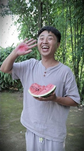 Ermao gave them new pork intestines #funny #food