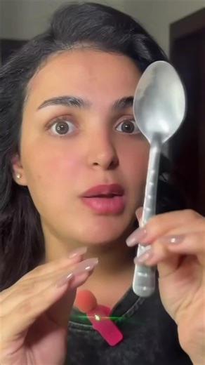 Creative Makeup Look Using a Spoon