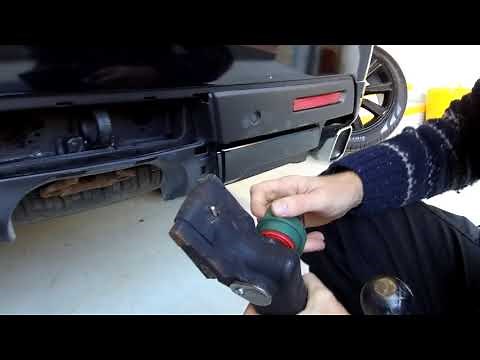 How to remove disco 3 / Range Rover Sport tow bar