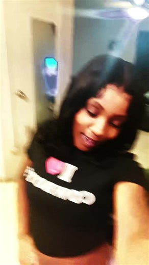 KrazyA🌼 (@heluvbigdinero3)’s videos with GIRL YOU BAD - MAC CRITTER