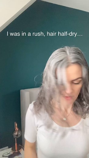 We love a quick styling routine! 😍 Don’t you? This is a great example of styling for what works for your curls and your lifestyle the best! “It was a minimal 3 minute styling time and 15 min drying time! Just what I needed!” -Sian Products used: ➰Soothe & Restore Aloe Vera Curl Primer ➰Hi! Definition Curl Enhancer Styling Gel ➡️Available at discovertreluxe.com! 📸: @wavycurlysian | TréLuxe Hair Care