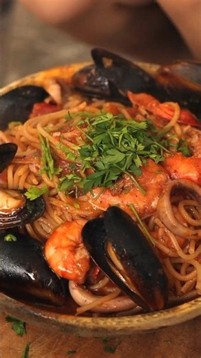 簡単ワンパンペスカトーレパスタ!! #うまいですグー #イタリアン #パスタ