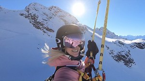 Vous souhaitez découvrir de nouvelles sensations? Profiter du panorama autrement? La Mont 4 Zipline est faite pour vous 🤗 Ouverte lorsque les conditions météorologiques le permettent, cette tyrolienne de 1400m de long et 383m de dénivelé va jusqu'à 130 km/h ! Qui veut la tester ? 😄 | Verbier 4Vallées