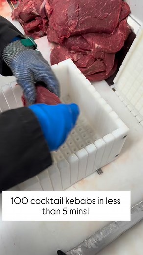 100 beef kebabs in under 5 minutes! ⏰⏰⏰ The secret? Our magic box. Just load it up with your choice of beef, lamb, or chicken, slide the skewers through, and slice across. Lift the lid — and voilà! 100 perfectly threaded kebabs, ready to hit the grill. 🔥 With party season just around the corner, these make the perfect crowd-pleasing appetisers! 🎉Pick up some cocktail kebabs in store today. . . #sydneybutcher #beef #kebabs #entertain #entertainingfood #partyseason | Australian Meat Emporium