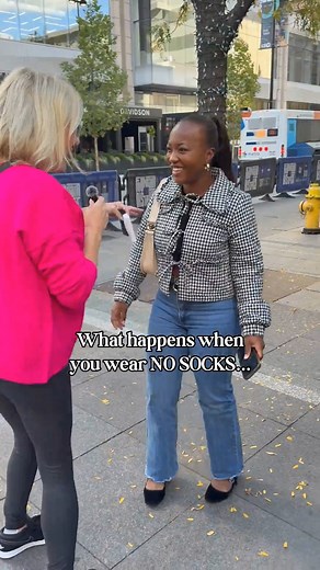 We asked a stranger what socks she wears she said none, because they give her blisters 😬 … sounds like someone needs KEYSOCKS 😉 #keysocks #comfortinstyle #staycomfy | KEYSOCKS