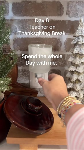 Day 8 Teacher on Thanksgiving Break. Spend the whole day with me. #fyp #teacher #saturday #saturdayvlog #dayinthelife