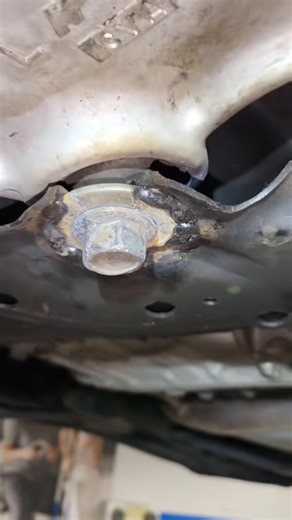 This All Checks Out.. Solid Repair 🔧😗👌 #crashcar #badcarrepair #honda #onthisday