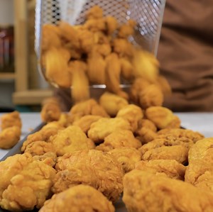 80K views · 170 reactions | Chicken popcorn: how to make it crispy and tender at the same time!  | 5-Minute Crafts GIRLY | Facebook